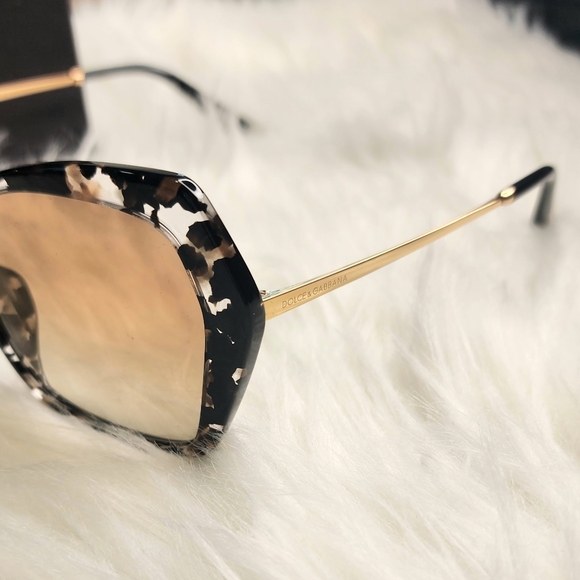 🩵 SOLD 🛎 Dolce & Gabbana Sunglasses - Picture 2 of 6